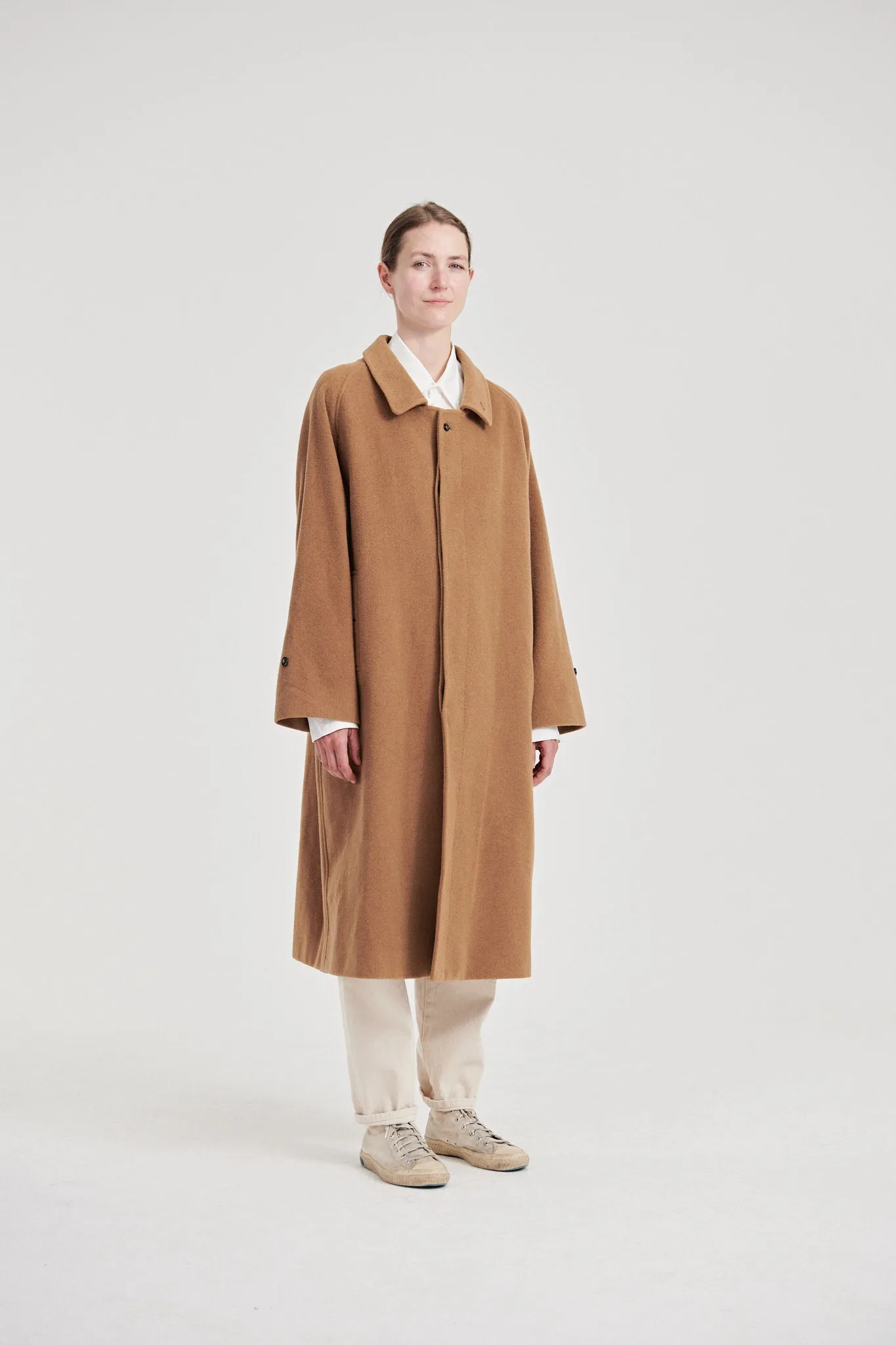 10 / Cashmere coat camel