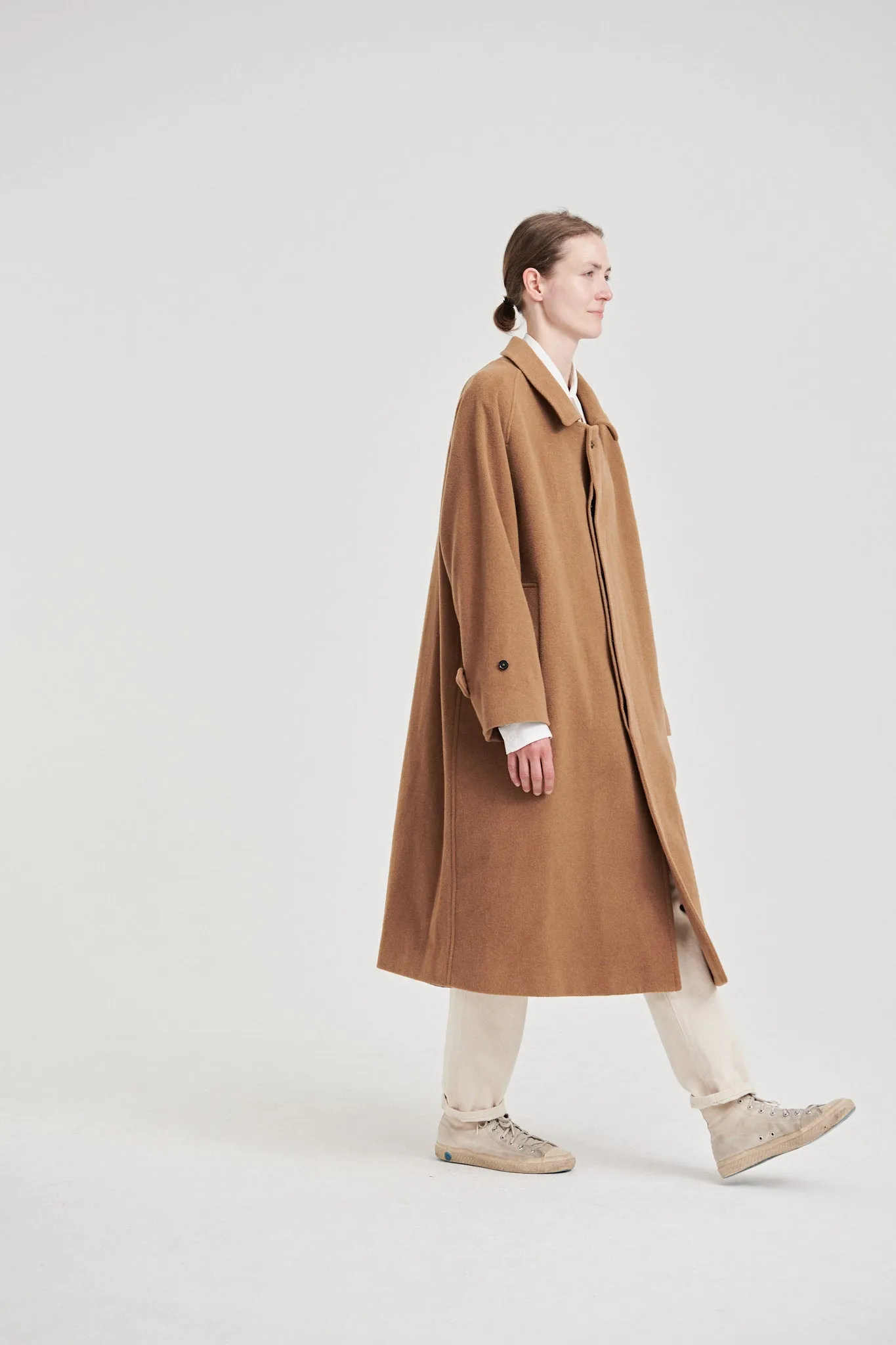 10 / Cashmere coat camel