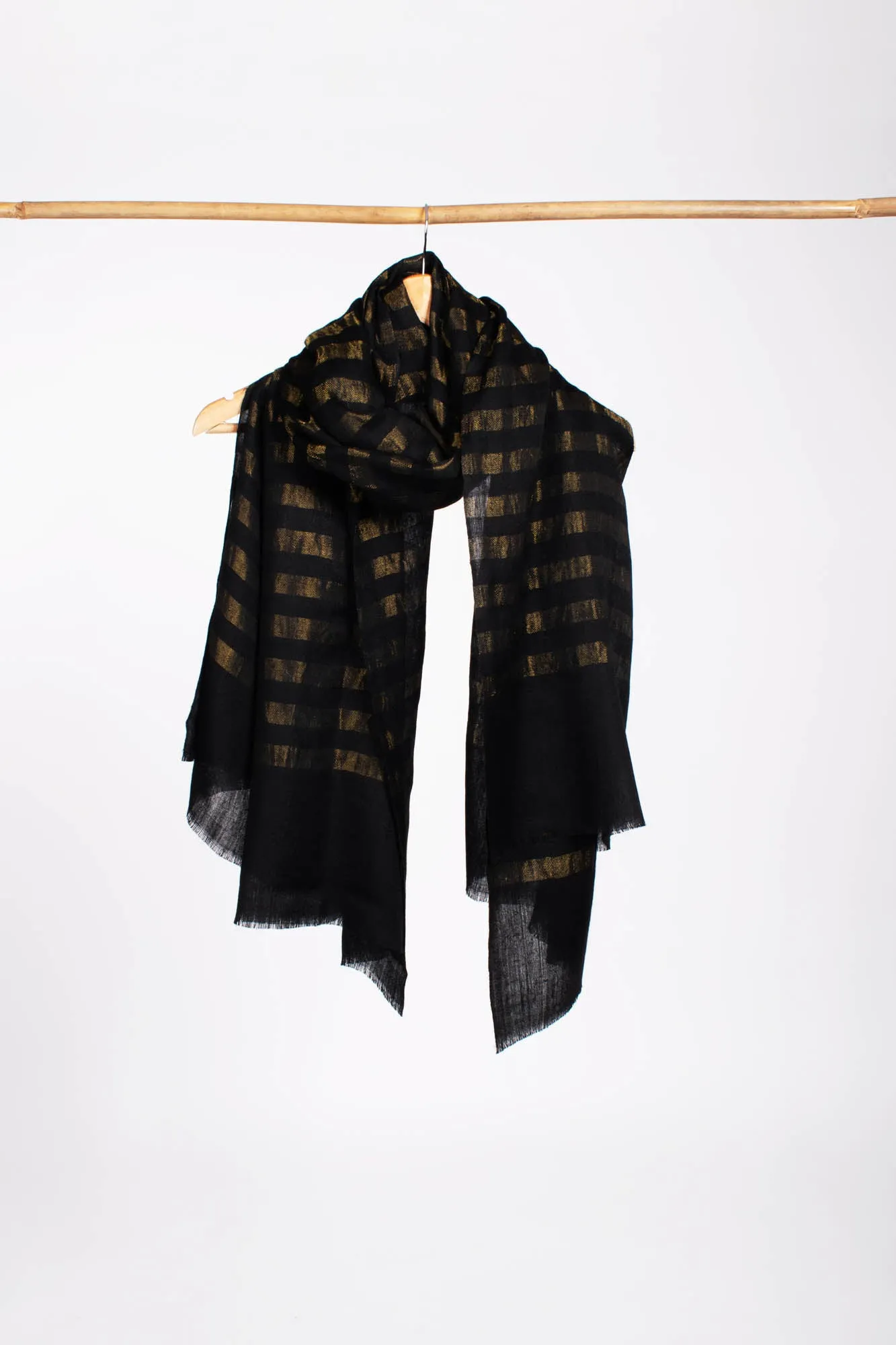 Black Gold Handwoven Pashmina Shawl - CLIMAX