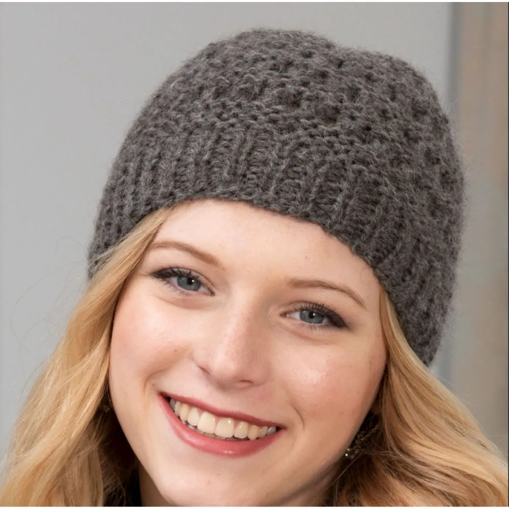 Chunky Women Hat & Loop Knitting Pattern (N1593)