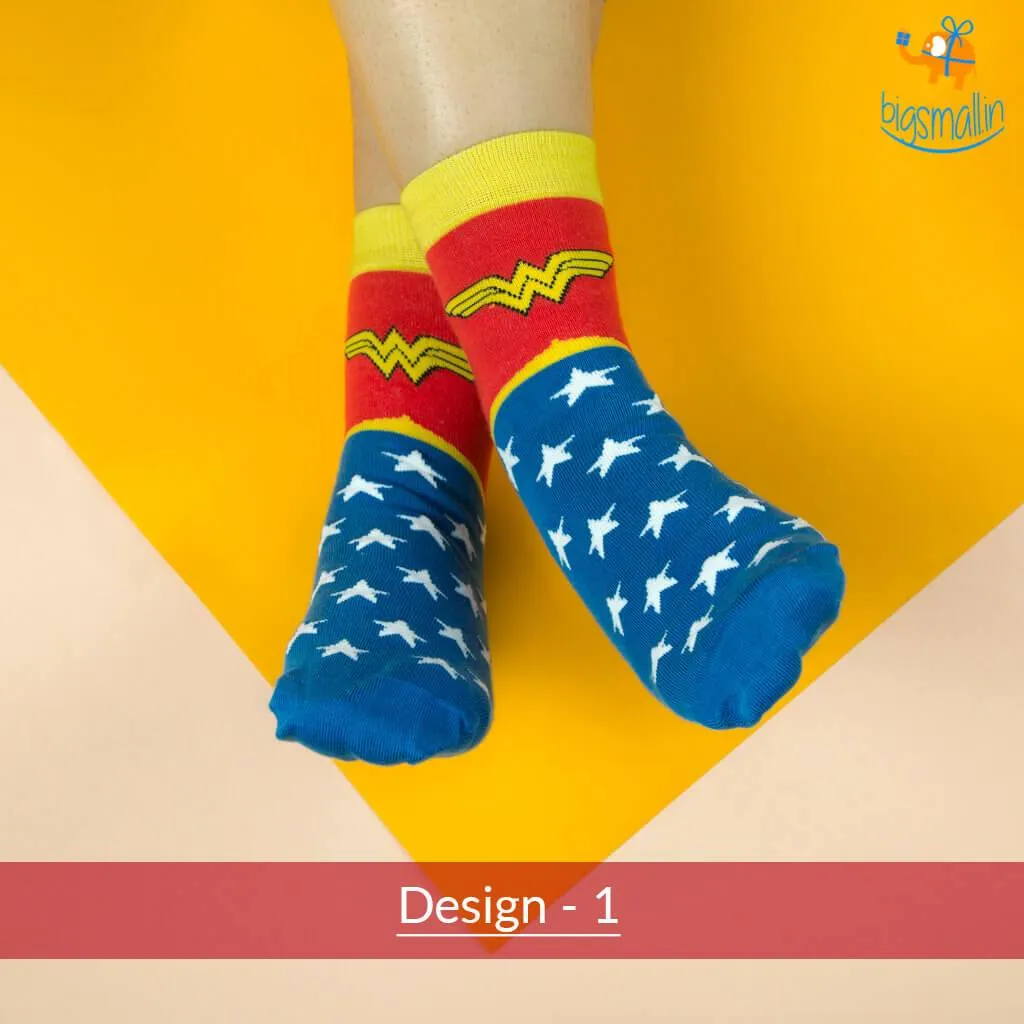 Official Wonder Woman Socks