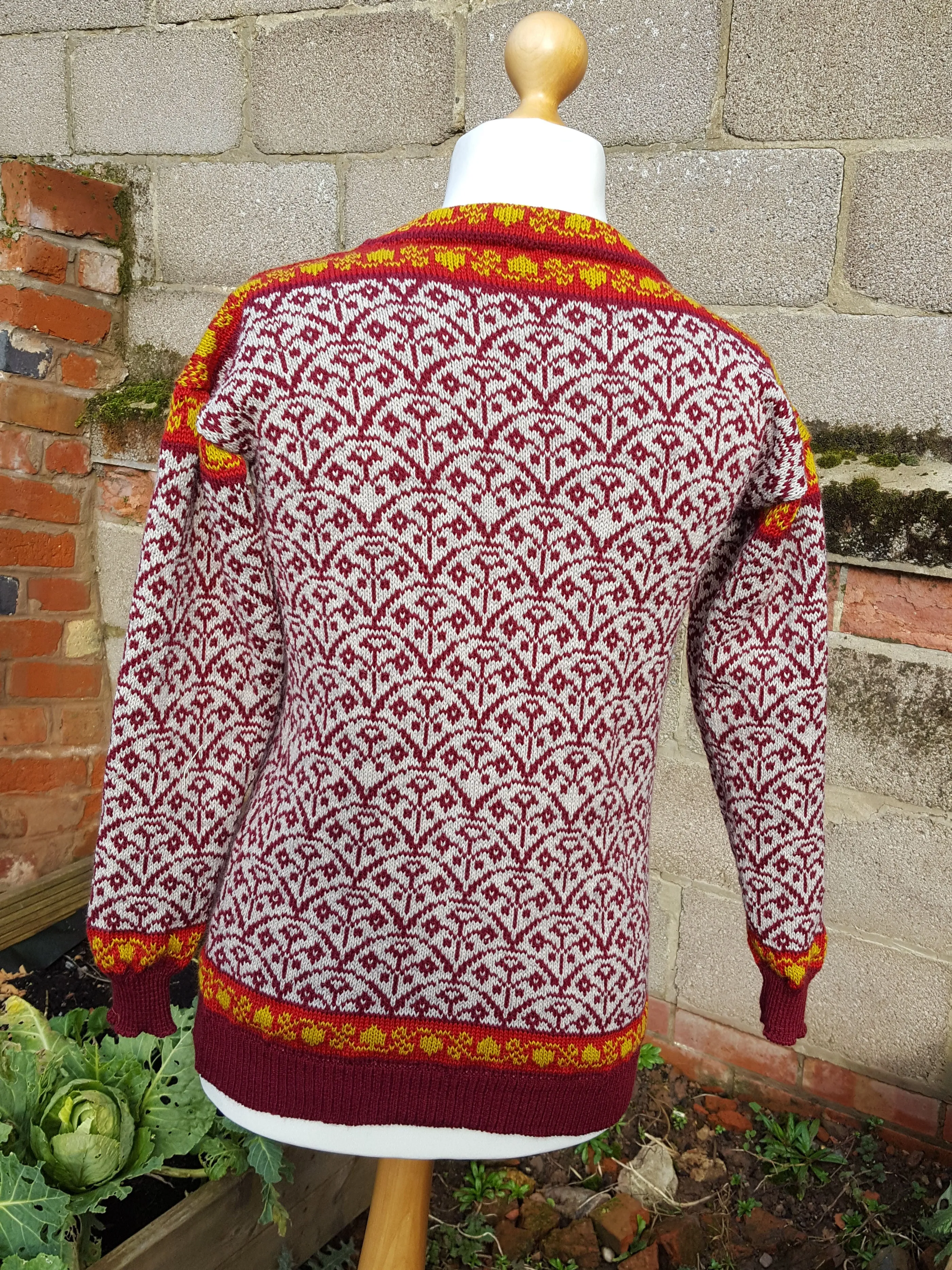 "Freya" ladies all over traditional styled fair isle round neck cardigan.