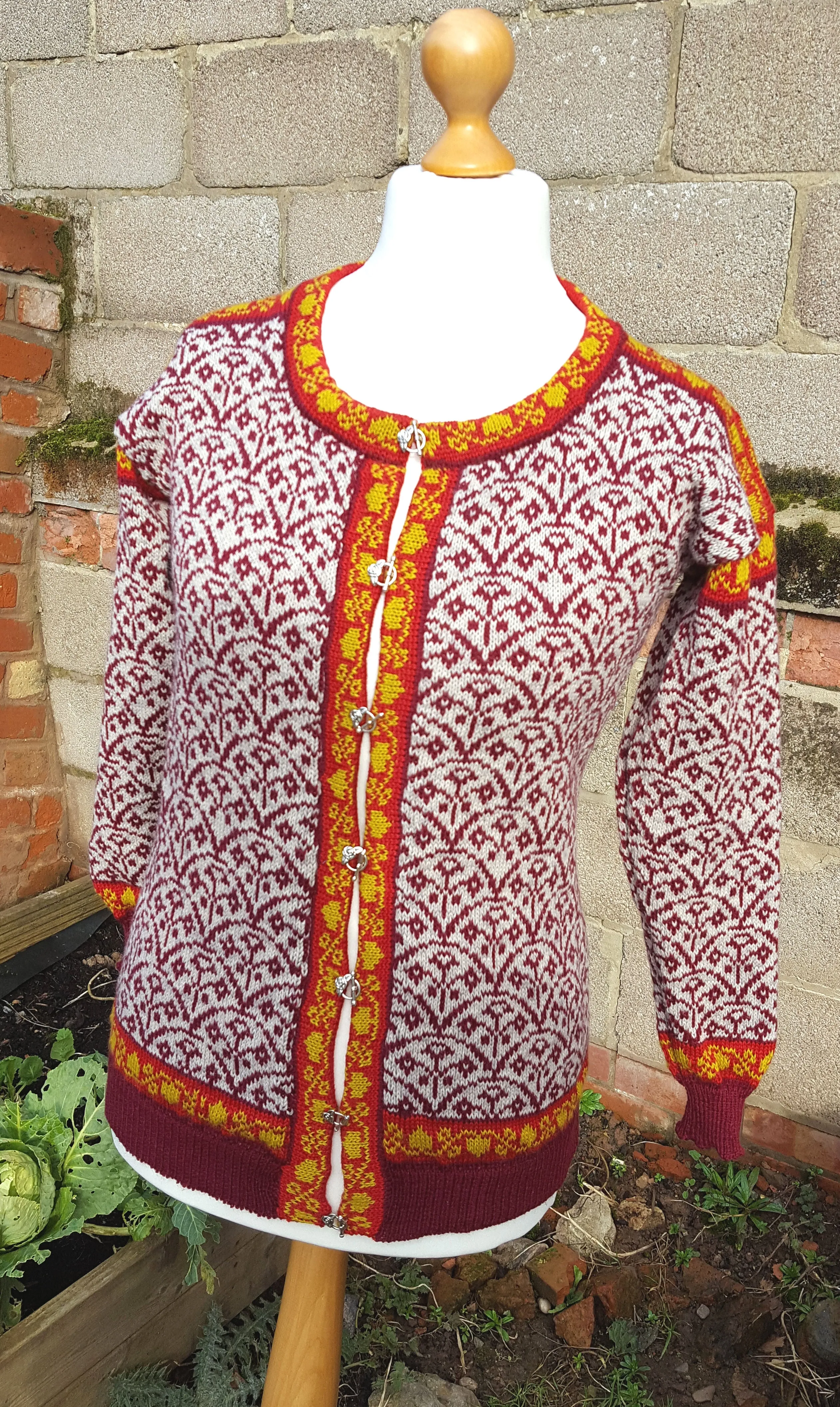 "Freya" ladies all over traditional styled fair isle round neck cardigan.