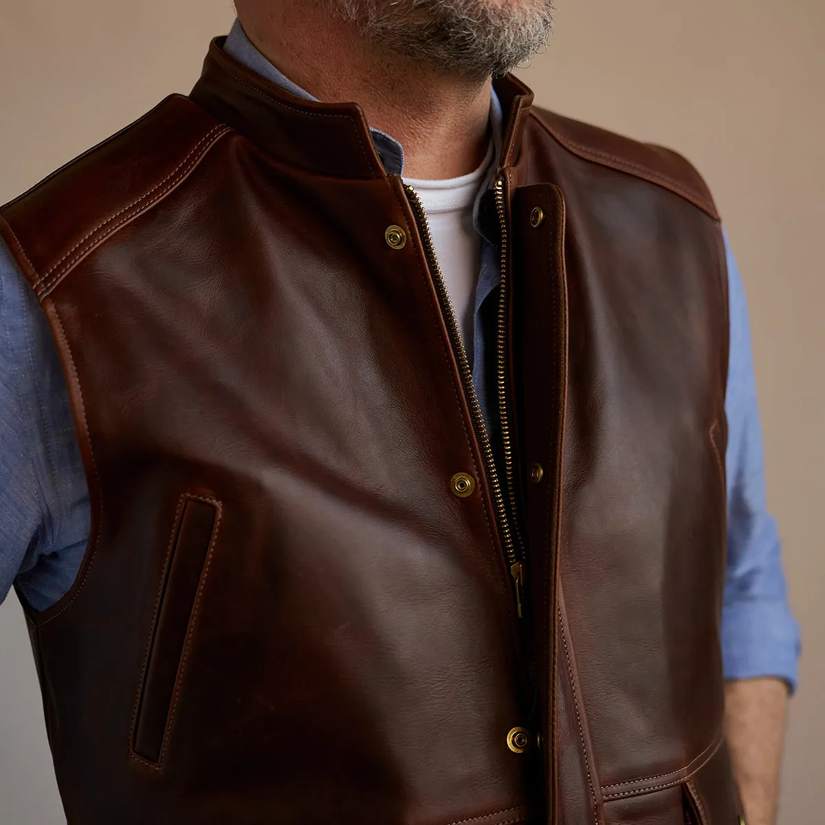 Shelby Travel Vest No.329 | Mahogany