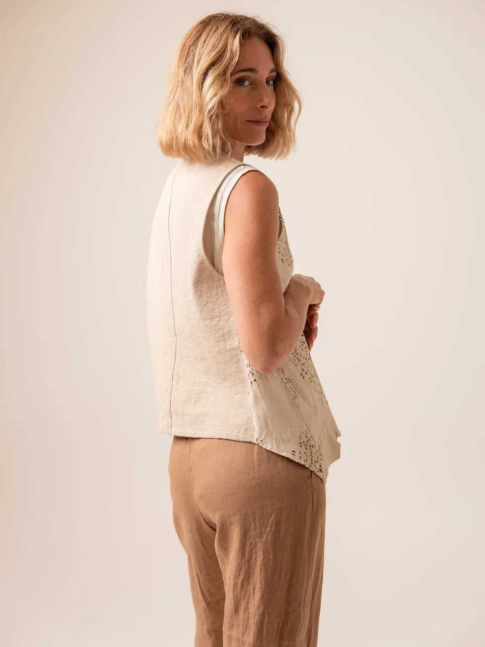 Transit Par Such Laser Cut Vest in Ivory